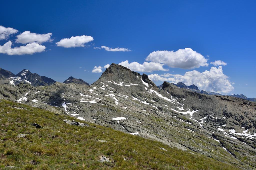 Le Coin Des Melezes - Nature & Trek - Camere In Baita Di Montagna Brusson Exterior photo
